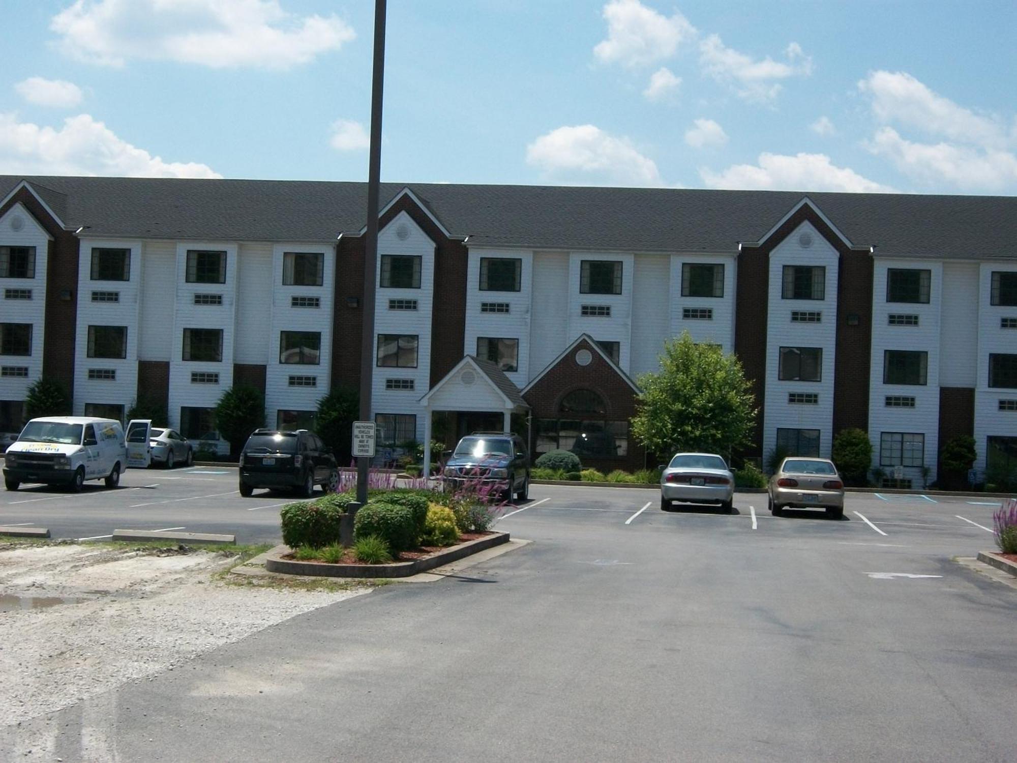 Quality Inn & Suites Prestonsburg Next To Mountain Arts Center Eksteriør bilde
