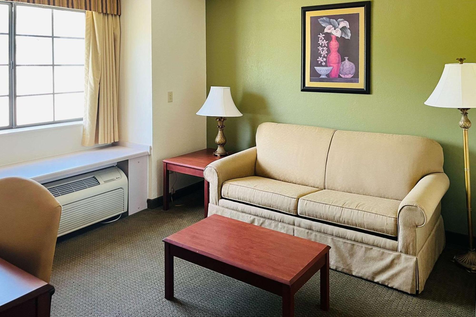 Quality Inn & Suites Prestonsburg Next To Mountain Arts Center Eksteriør bilde
