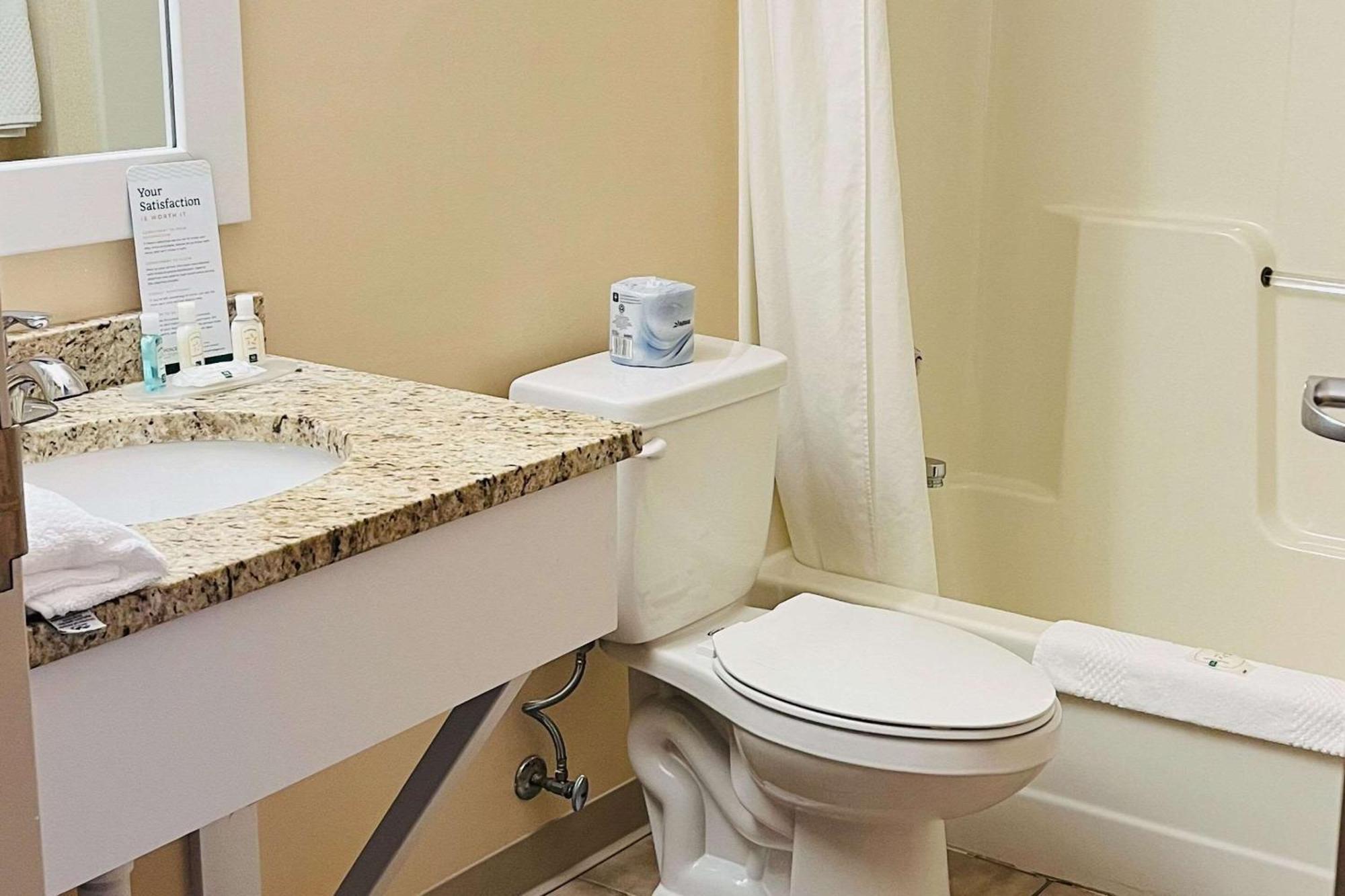 Quality Inn & Suites Prestonsburg Next To Mountain Arts Center Eksteriør bilde
