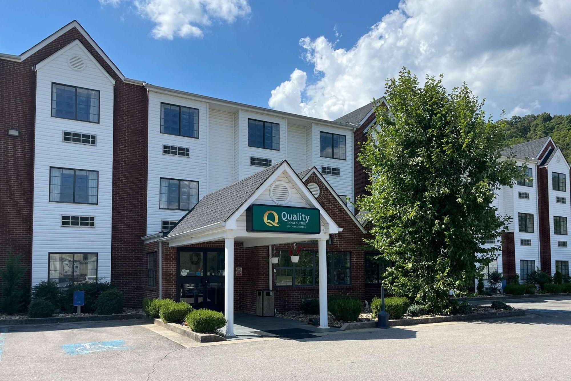 Quality Inn & Suites Prestonsburg Next To Mountain Arts Center Eksteriør bilde