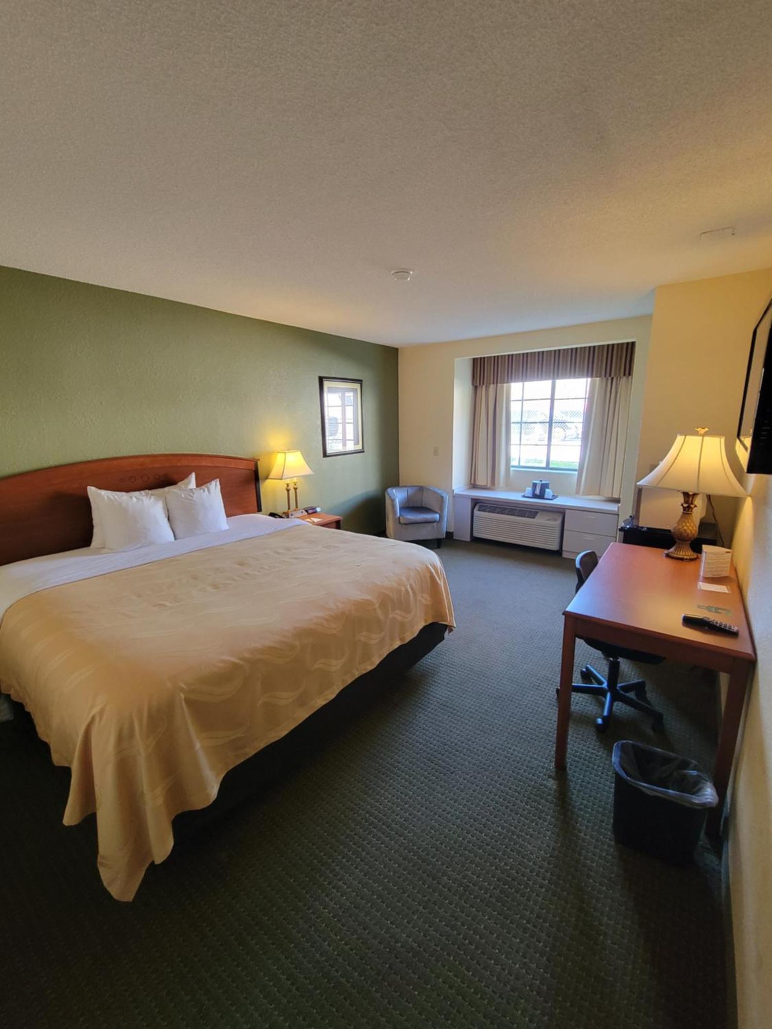 Quality Inn & Suites Prestonsburg Next To Mountain Arts Center Eksteriør bilde