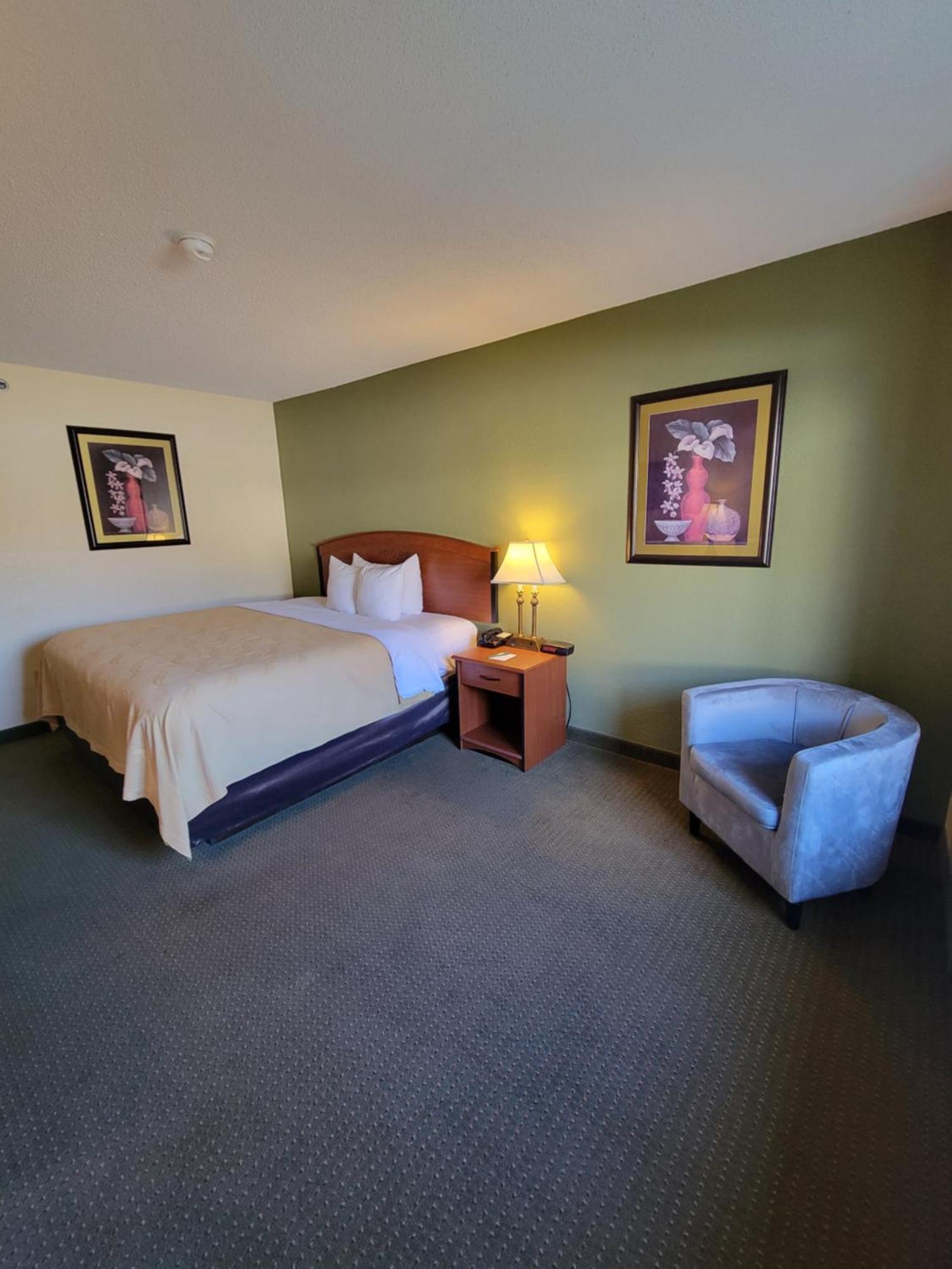 Quality Inn & Suites Prestonsburg Next To Mountain Arts Center Eksteriør bilde