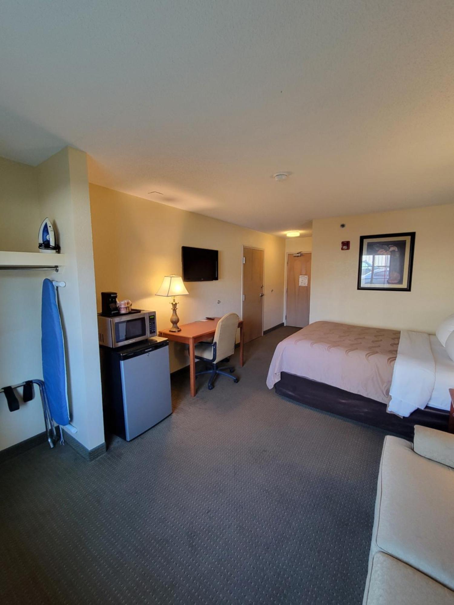 Quality Inn & Suites Prestonsburg Next To Mountain Arts Center Eksteriør bilde