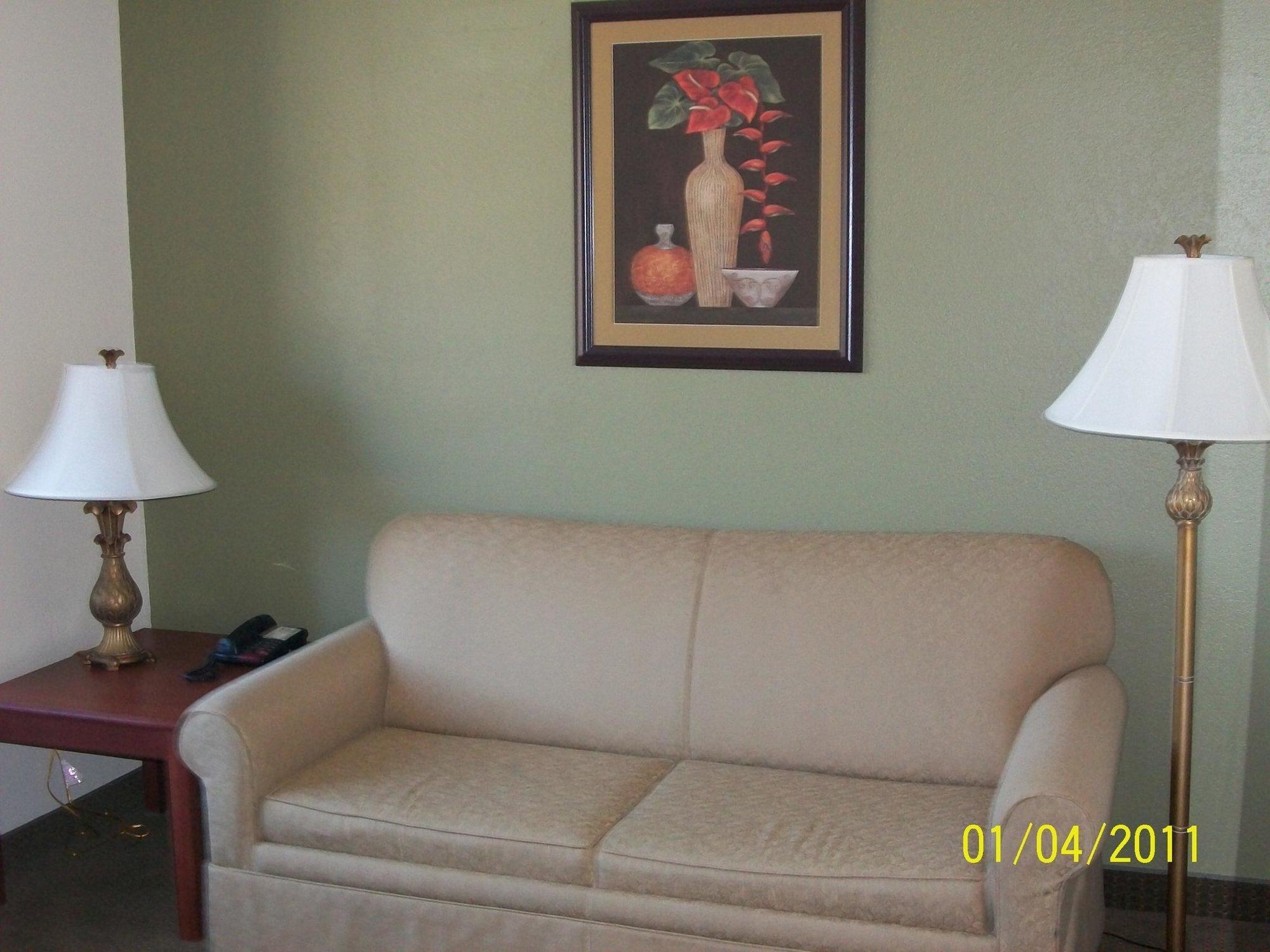 Quality Inn & Suites Prestonsburg Next To Mountain Arts Center Rom bilde