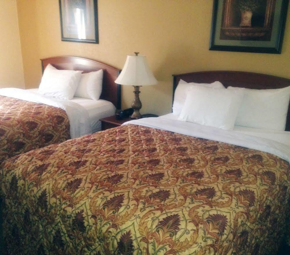 Quality Inn & Suites Prestonsburg Next To Mountain Arts Center Eksteriør bilde