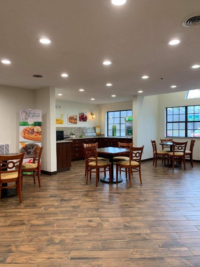 Quality Inn & Suites Prestonsburg Next To Mountain Arts Center Eksteriør bilde