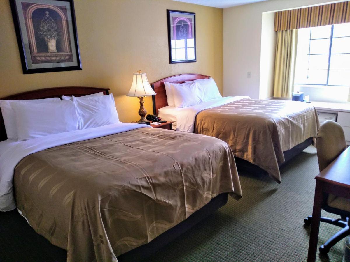 Quality Inn & Suites Prestonsburg Next To Mountain Arts Center Eksteriør bilde